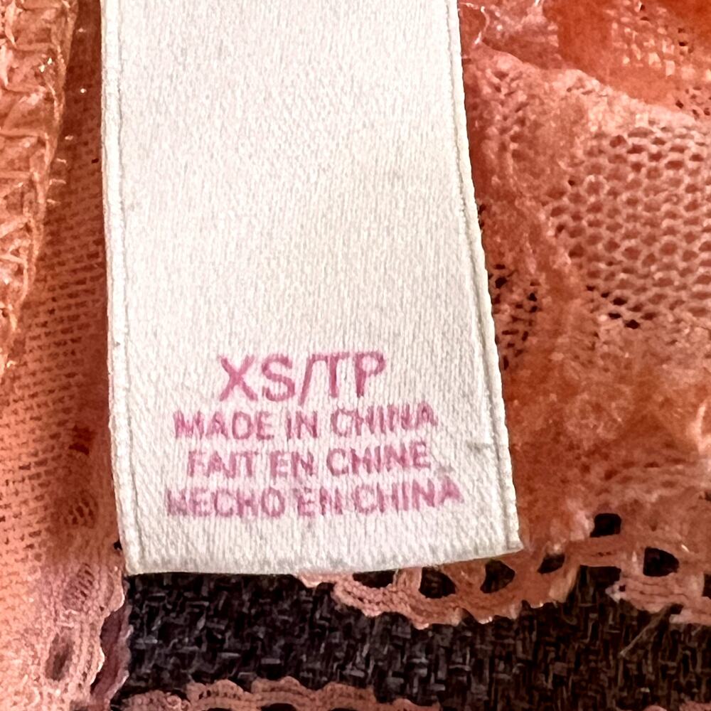 Victoria's Secret Y2K lace bralette top cami peach size XS - Picture 2 of 4